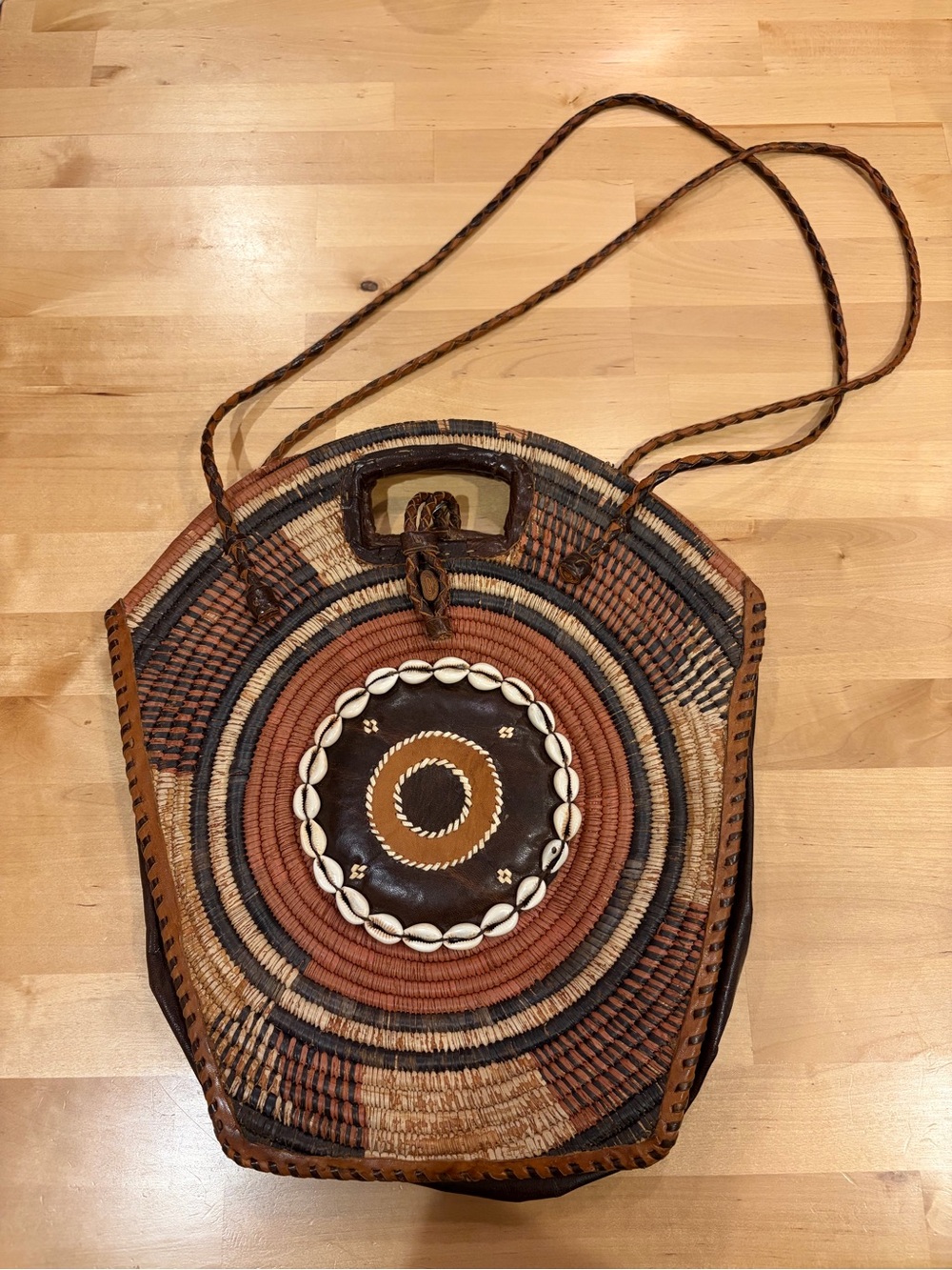 Vintage Handwoven Round Shell Accent Crossbody Bag straw and leather - Brown/Tan